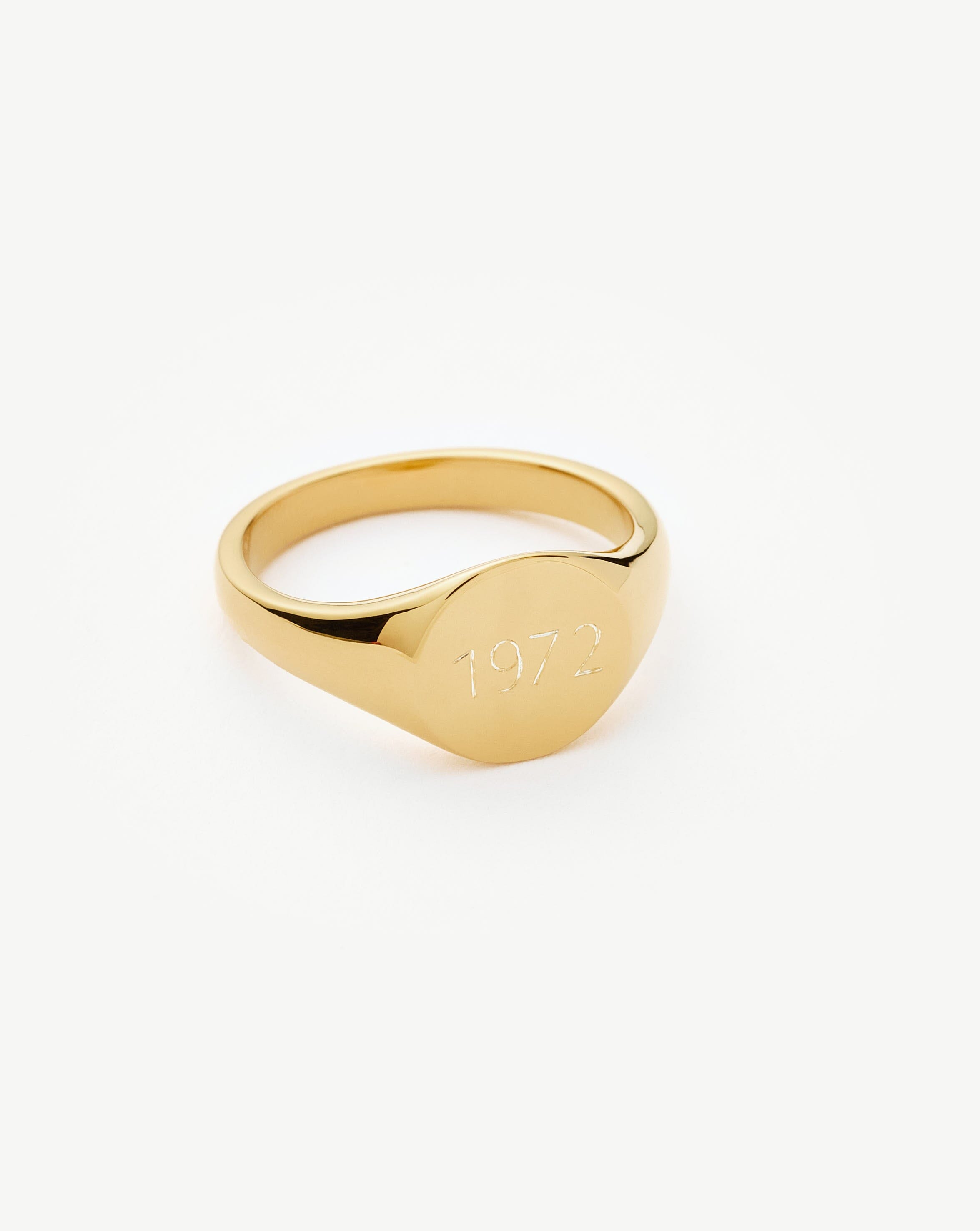 Engravable Round Signet Ring | 18ct Gold Vermeil Rings Missoma 