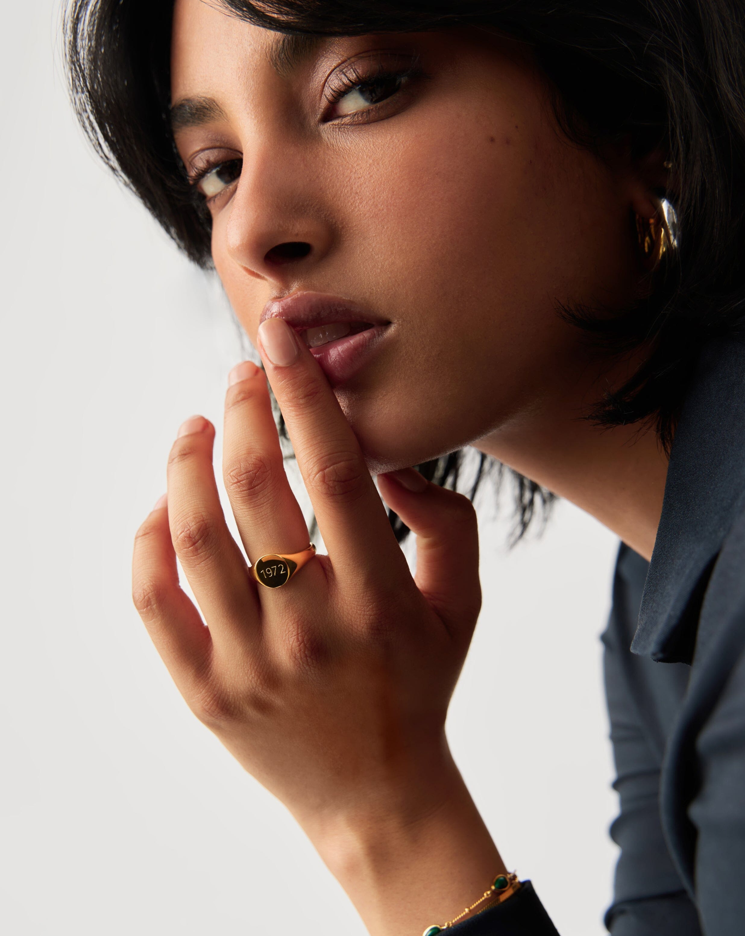 Engravable Round Signet Ring | 18ct Gold Vermeil Rings Missoma 