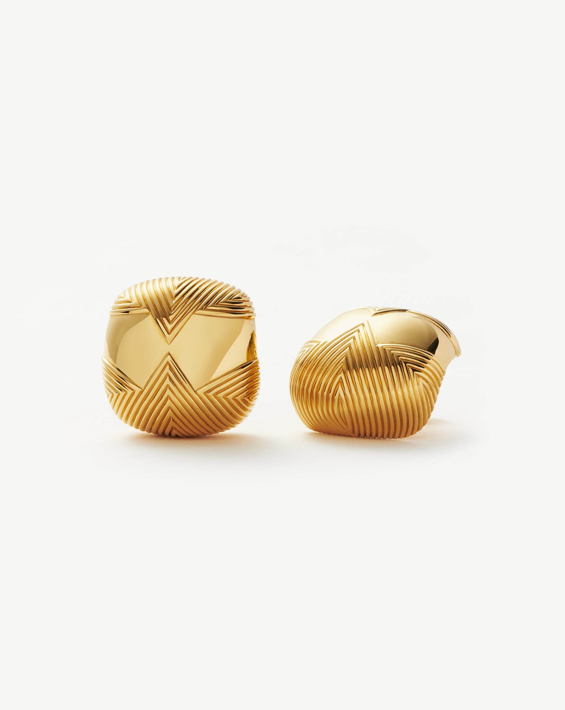 Hera Oversized Dome Ridge Stud Earrings Earrings Missoma 