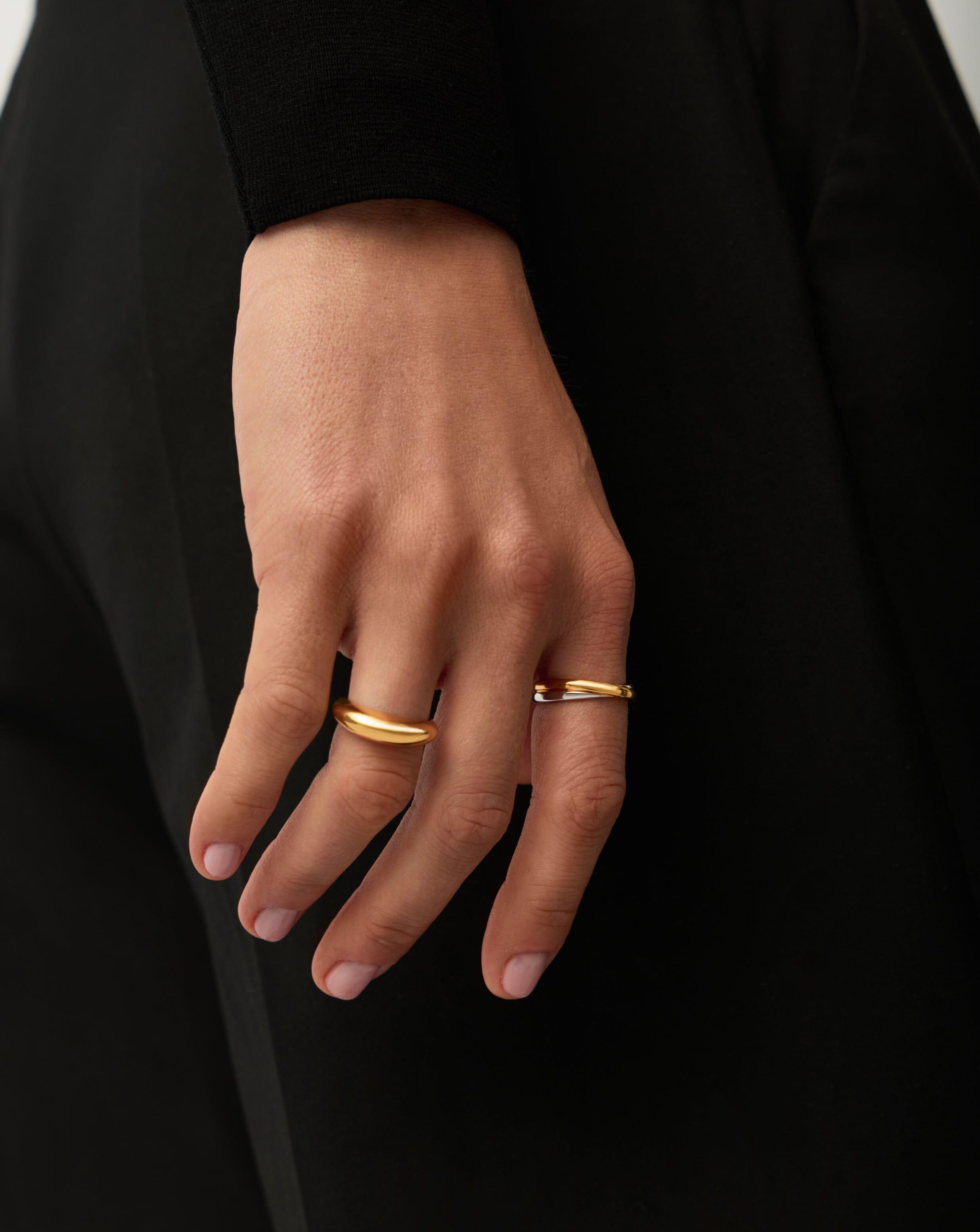 Lucy Williams Entwine Ring | Mixed Metal Ring Missoma 