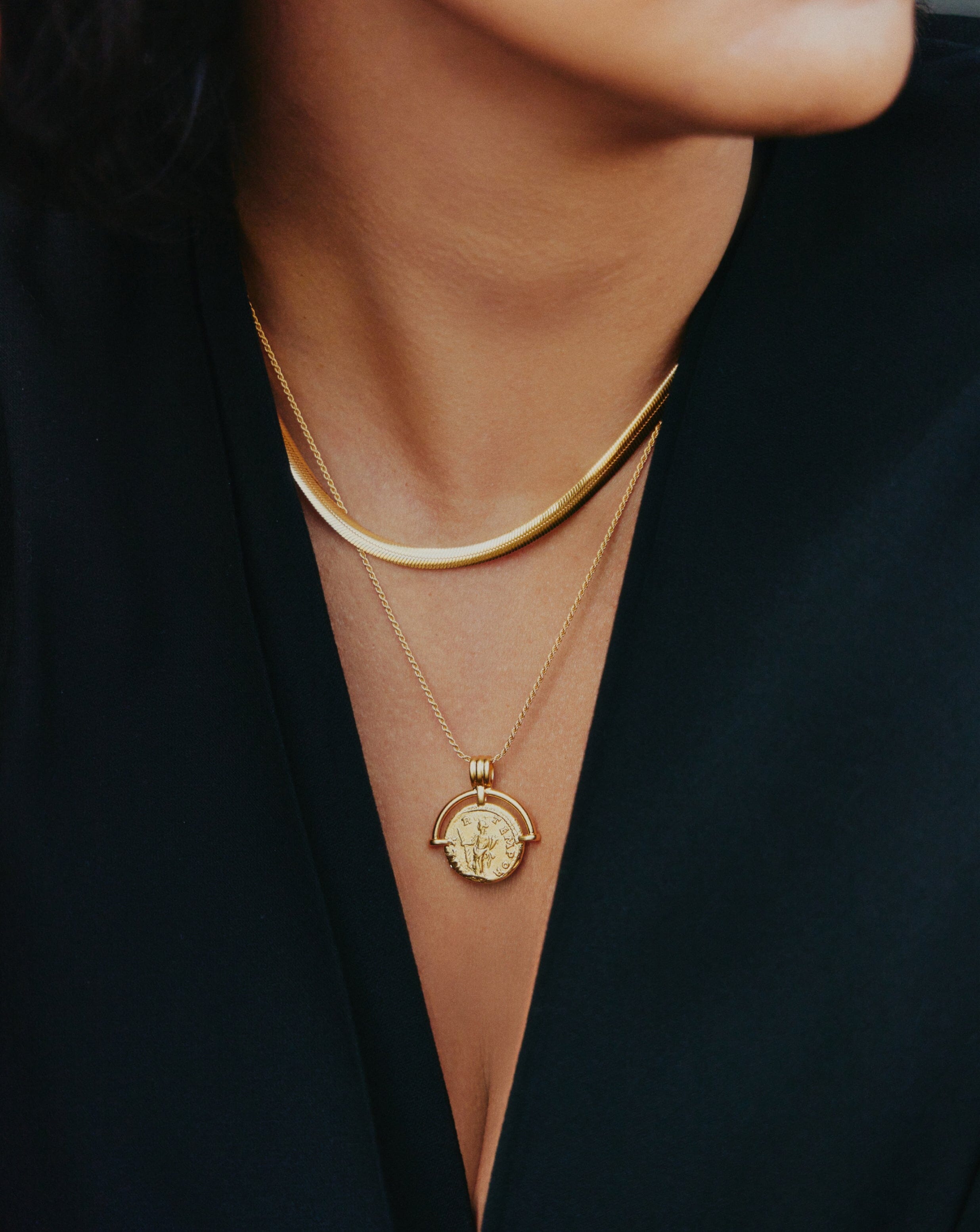 Lucy Williams Medium Engravable Roman Arc Coin Necklace | 18ct Gold Plated Necklaces Missoma 