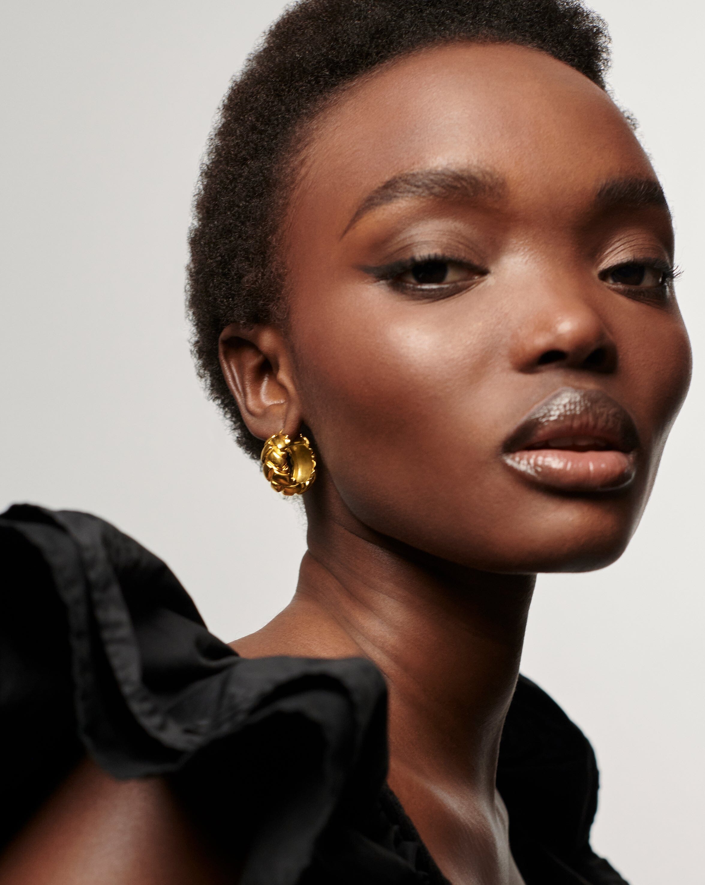 Lucy Williams Waffle Mini Hoop Earrings | 18ct Gold Plated Vermeil Earrings Missoma 