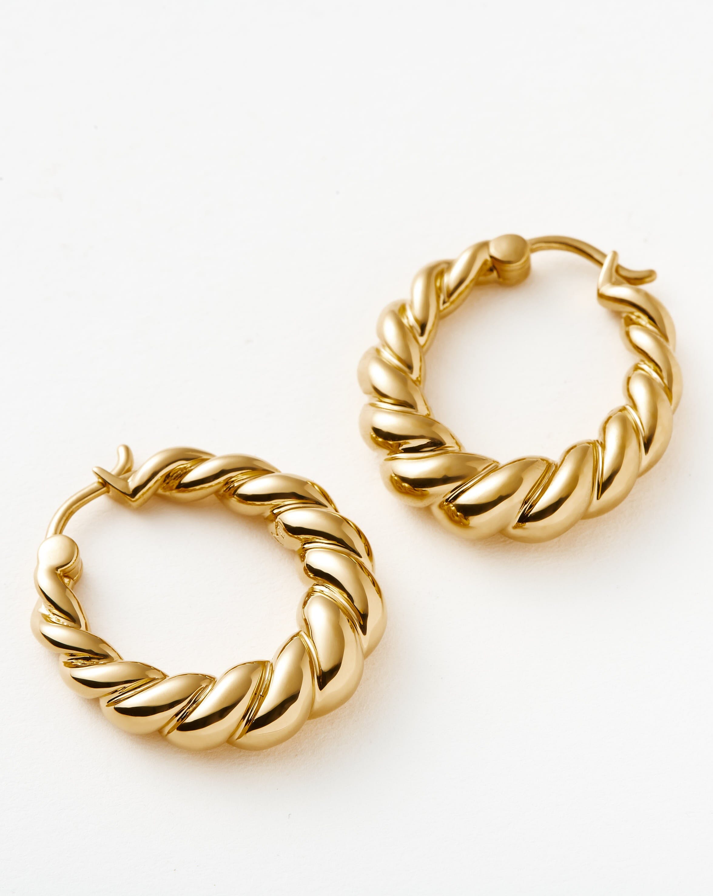 Twisted Tidal Medium Hoop Earrings | 18ct Gold Plated Earrings Missoma 