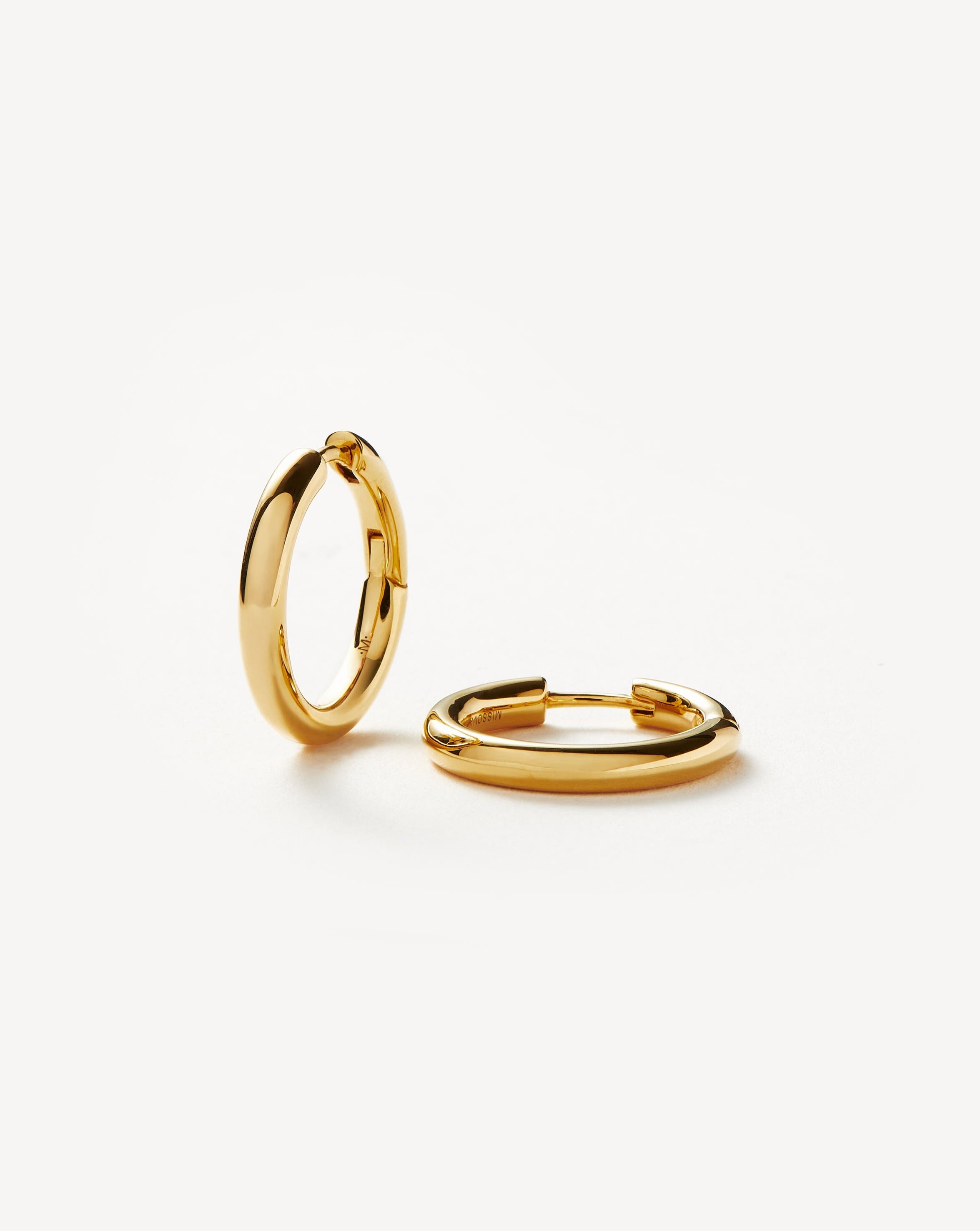 Classic Tunnel Medium Hoop Earrings | 18ct Gold Plated Earrings Missoma 