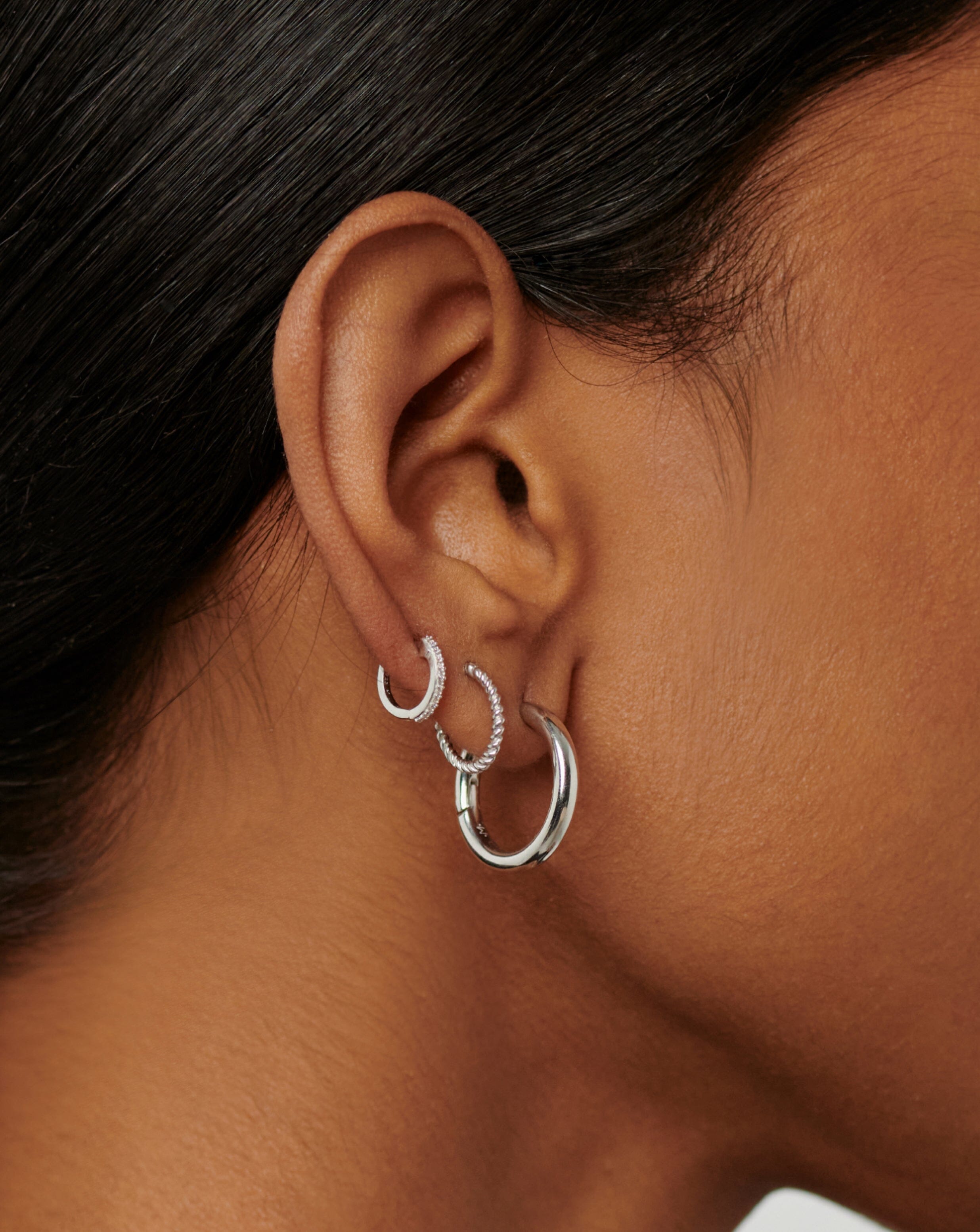 Classic Tunnel Medium Hoop Earrings | Silver Plated Earrings Missoma 