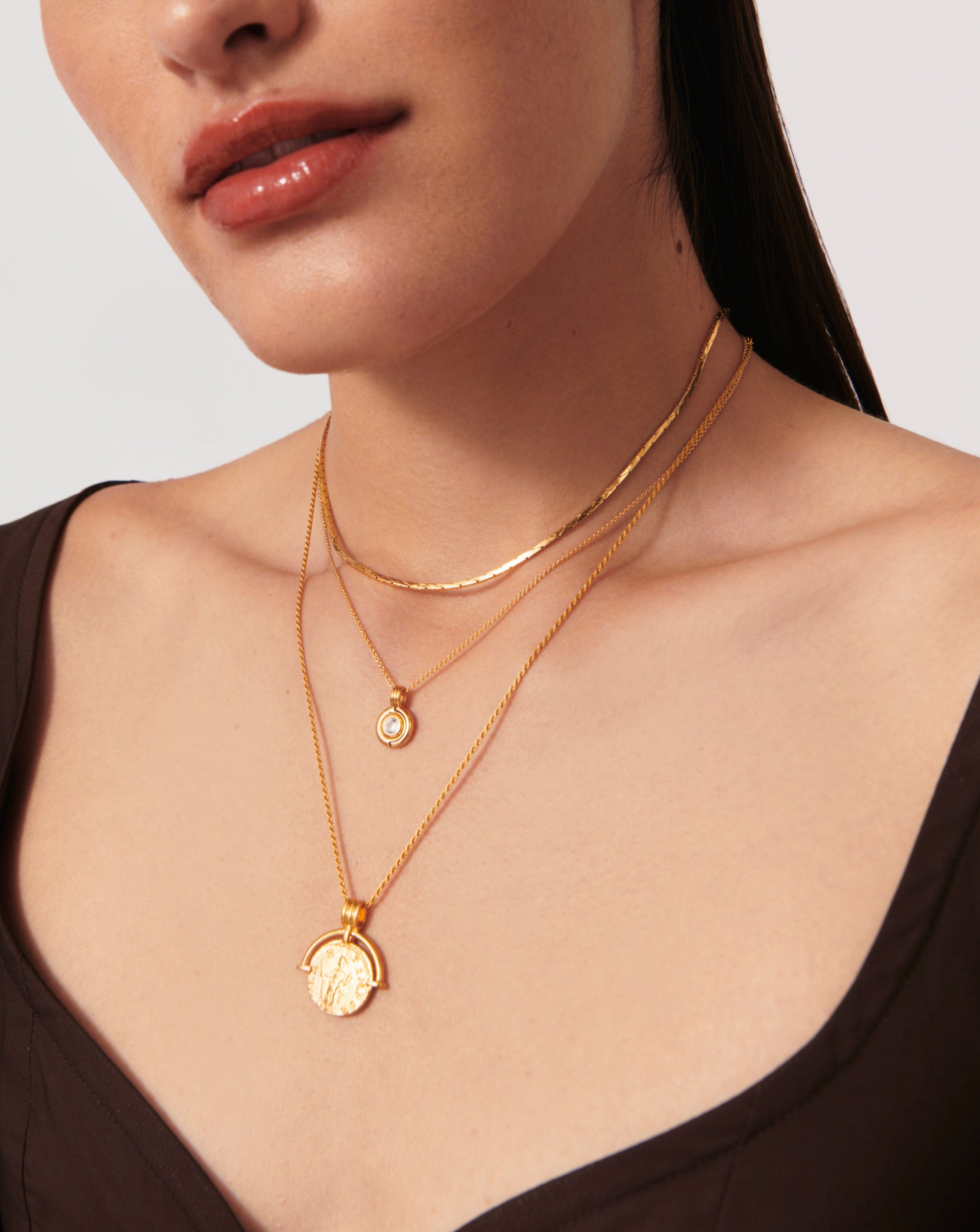 Enamel & Stone Byline Round Pendant Necklace | 18ct Gold Plated Vermeil/Cubic Zirconia Necklaces Missoma 