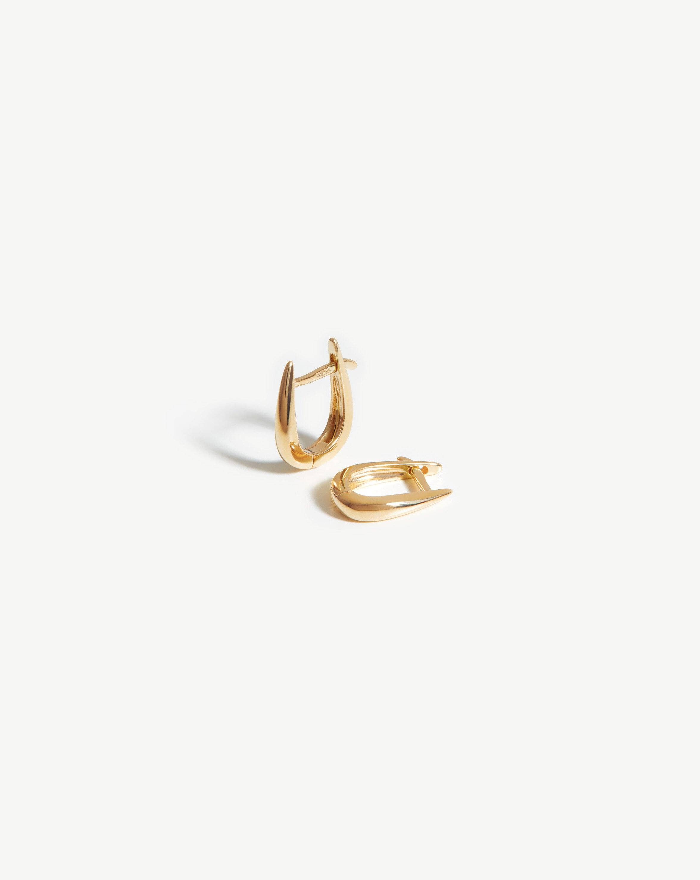 Fine Claw Huggies | 14ct Solid Gold Earrings Missoma 