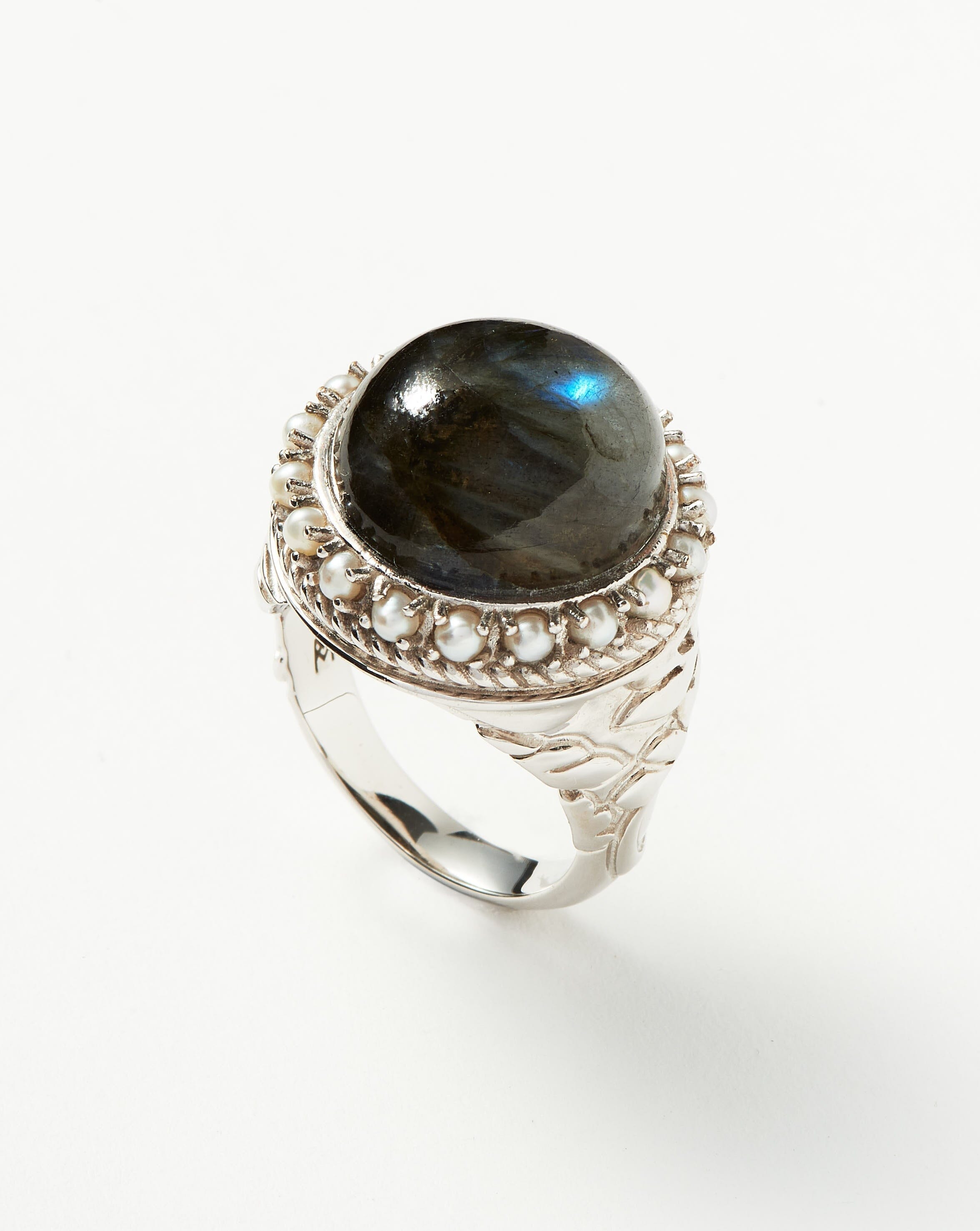 Harris Reed Labradorite Cocktail Ring | Silver Plated/Pearl & Labradorite Rings Missoma Silver Plated/Pearl & Labradorite J 