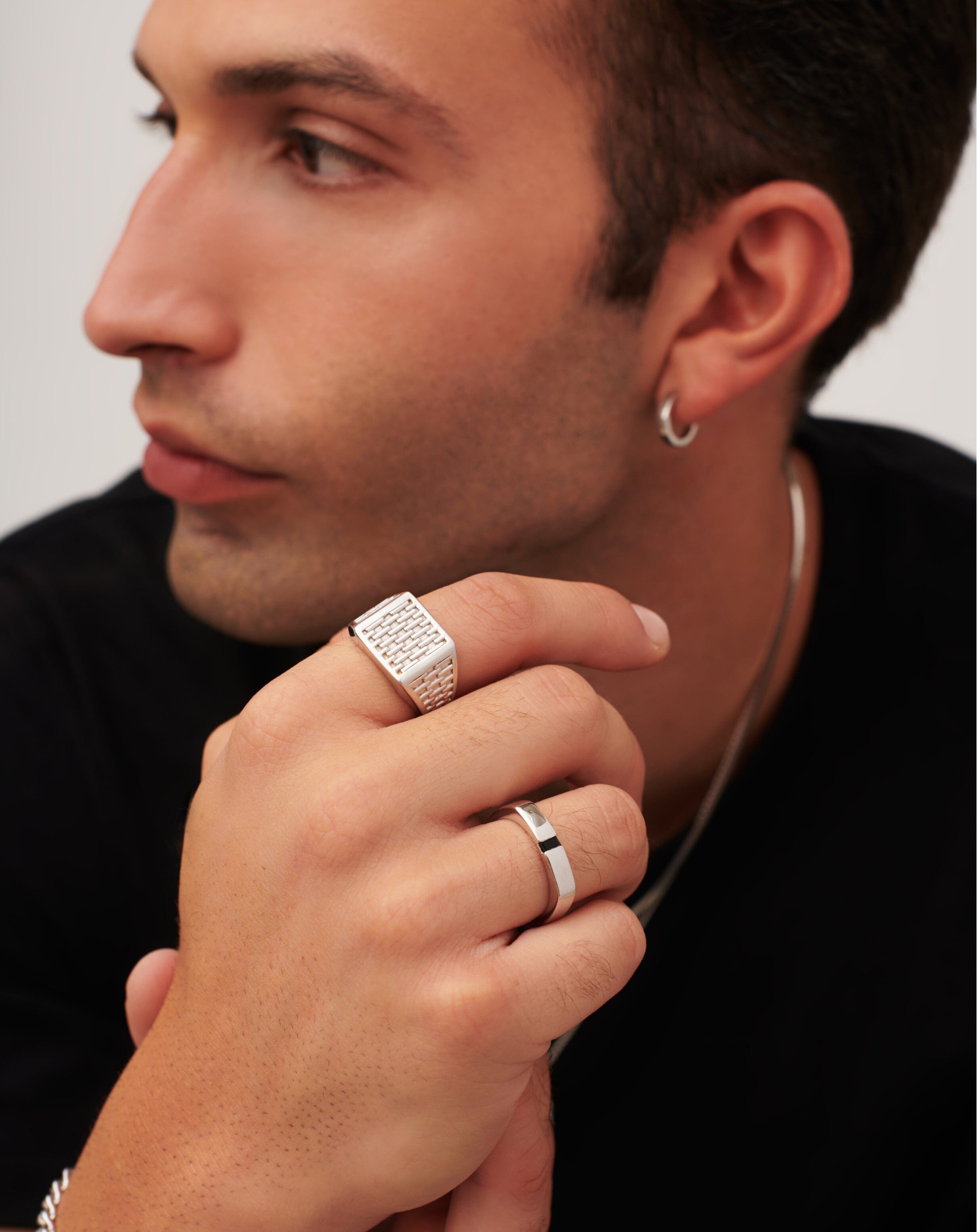 Men's Engravable Black Onyx Slim Ring | Sterling Silver/Black Onyx Rings Missoma 