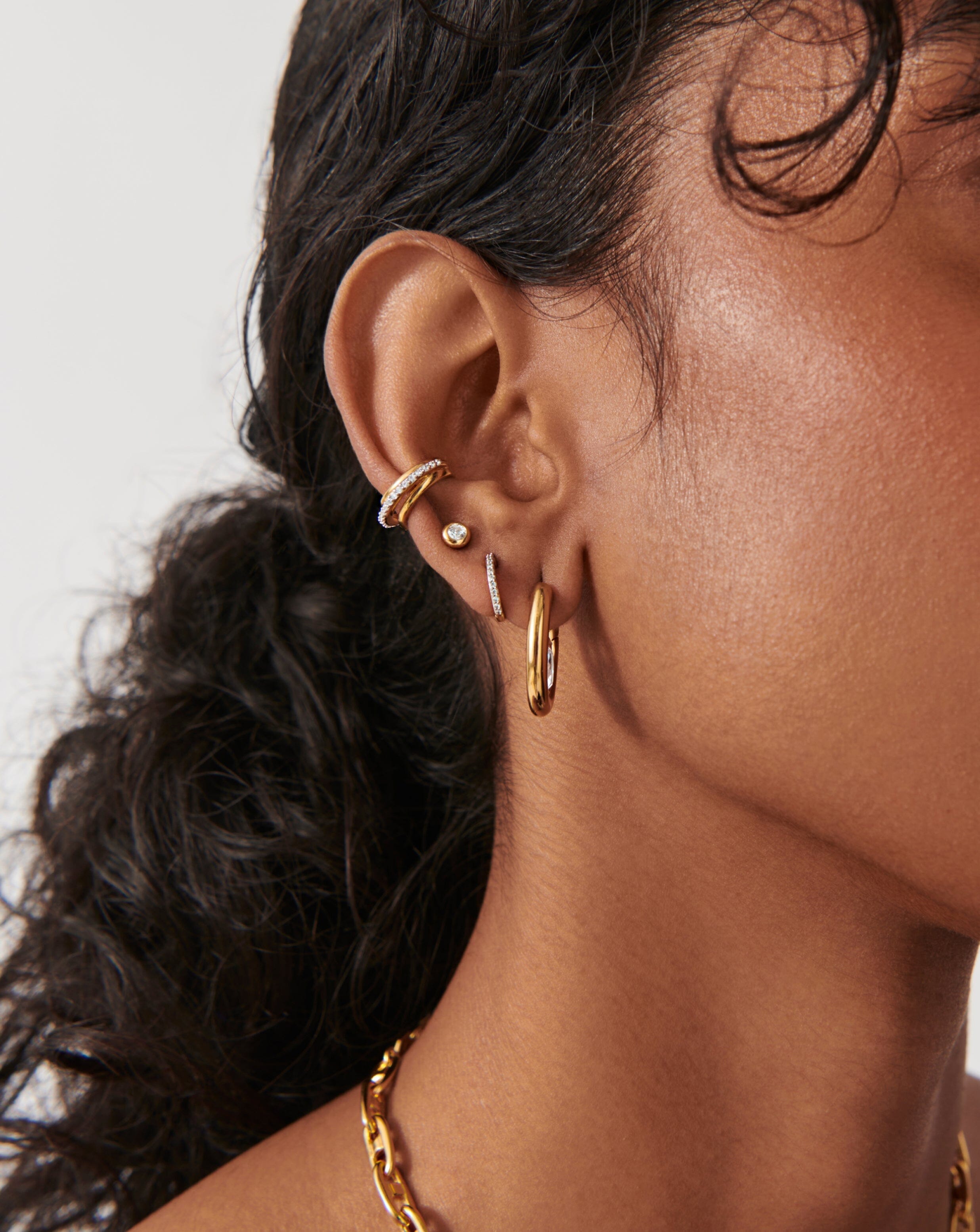 Oval Stone Medium Hoop Earrings | 18ct Gold Plated Vermeil/Cubic Zirconia Earrings Missoma 