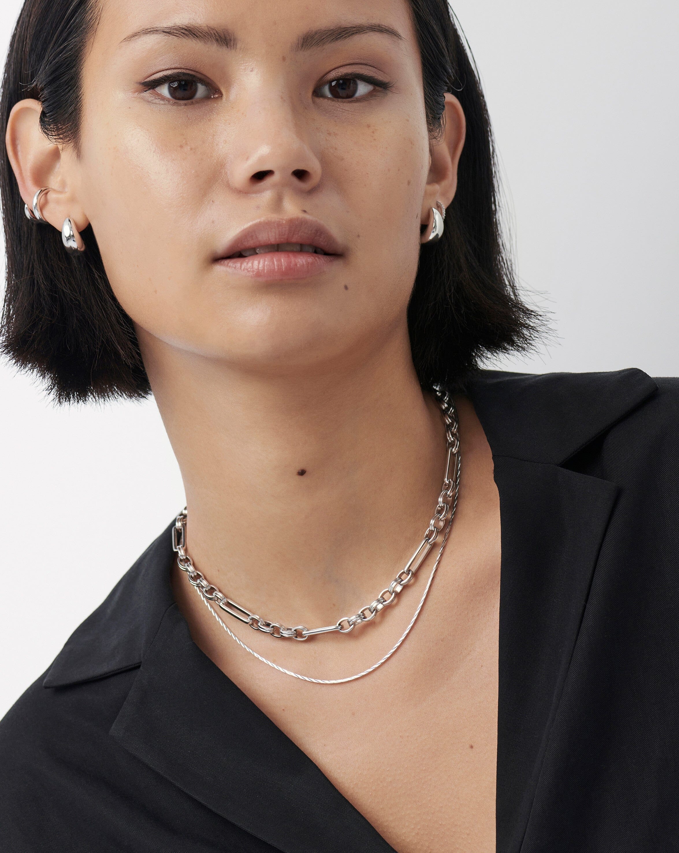 Savi Asymmetric Square Snake Chain Necklace Necklaces Missoma 