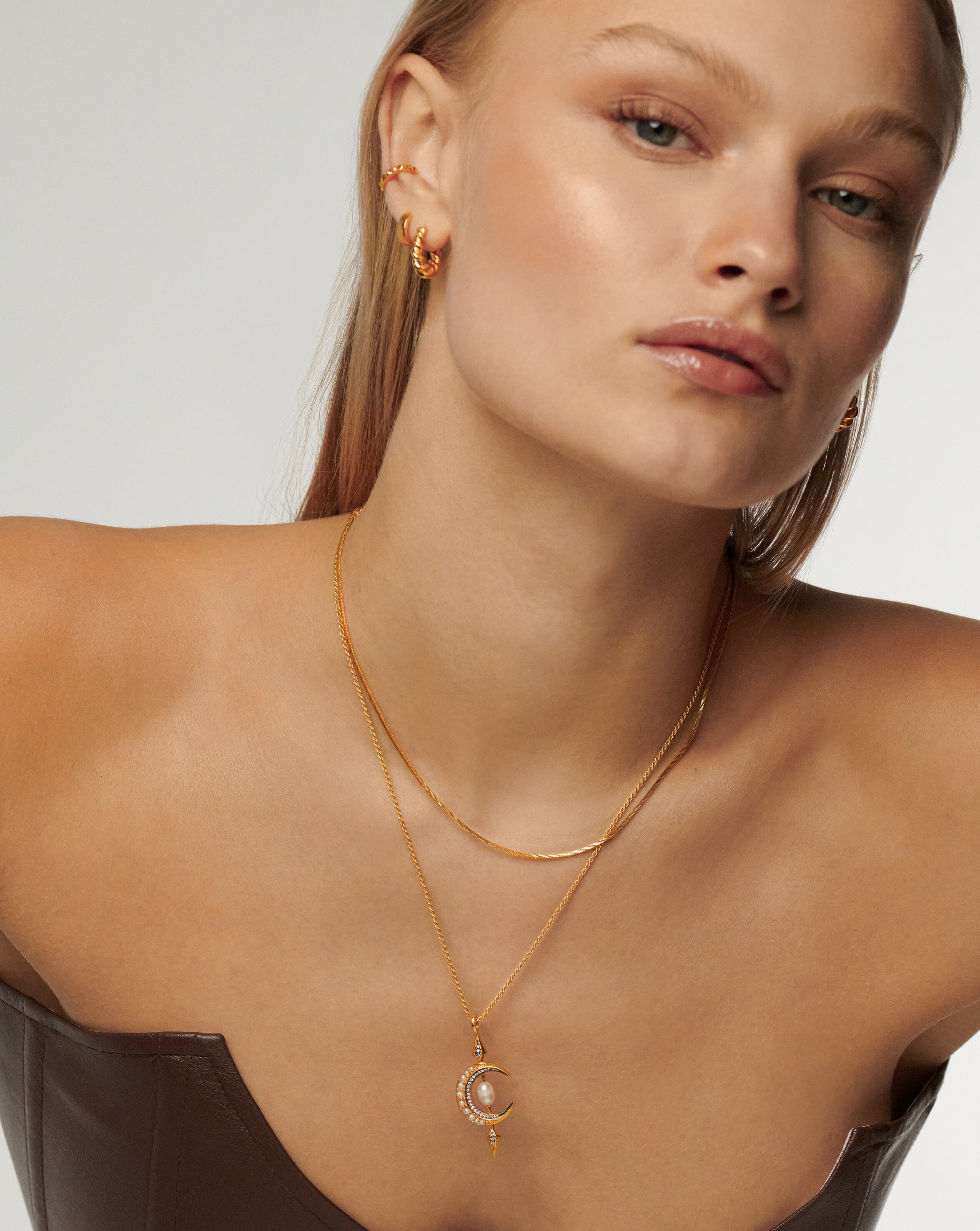 Savi Asymmetric Square Snake Chain Necklace Necklaces Missoma 